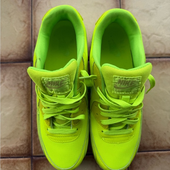 Nike Air Max Neon Green Sneakers - Picture 3 of 6